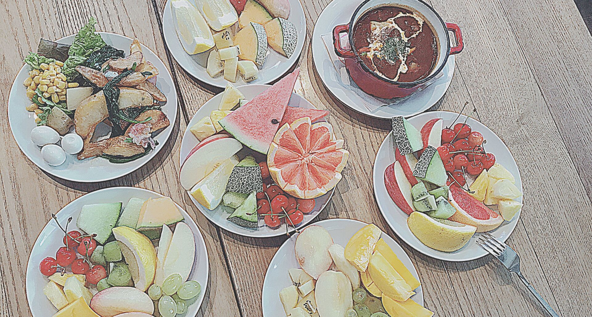 m o n d a y 🍈🍇🍑